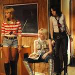 Kristen Stewart, Stella Maeve, Dakota Fanning