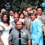 Neve Campbell, Casey Affleck, Mark Pellegrino, Paul Ben-Victor, Danny DeVito