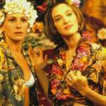 Joan Cusack, Julia Roberts