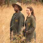 Fezile Mpela, Kristin Davis