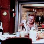 Rodney Dangerfield, Edie McClurg, Sean Stone