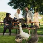 Laura Dern, Isabella Amara, Woody Harrelson