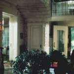 Malcolm McDowell, James Garner