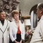 Maggie Smith, Peter Ustinov, Denis Quilley