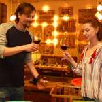 Attila Kasvinszki, Laura D&ouml;br&ouml;si