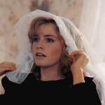 Elisabeth Shue